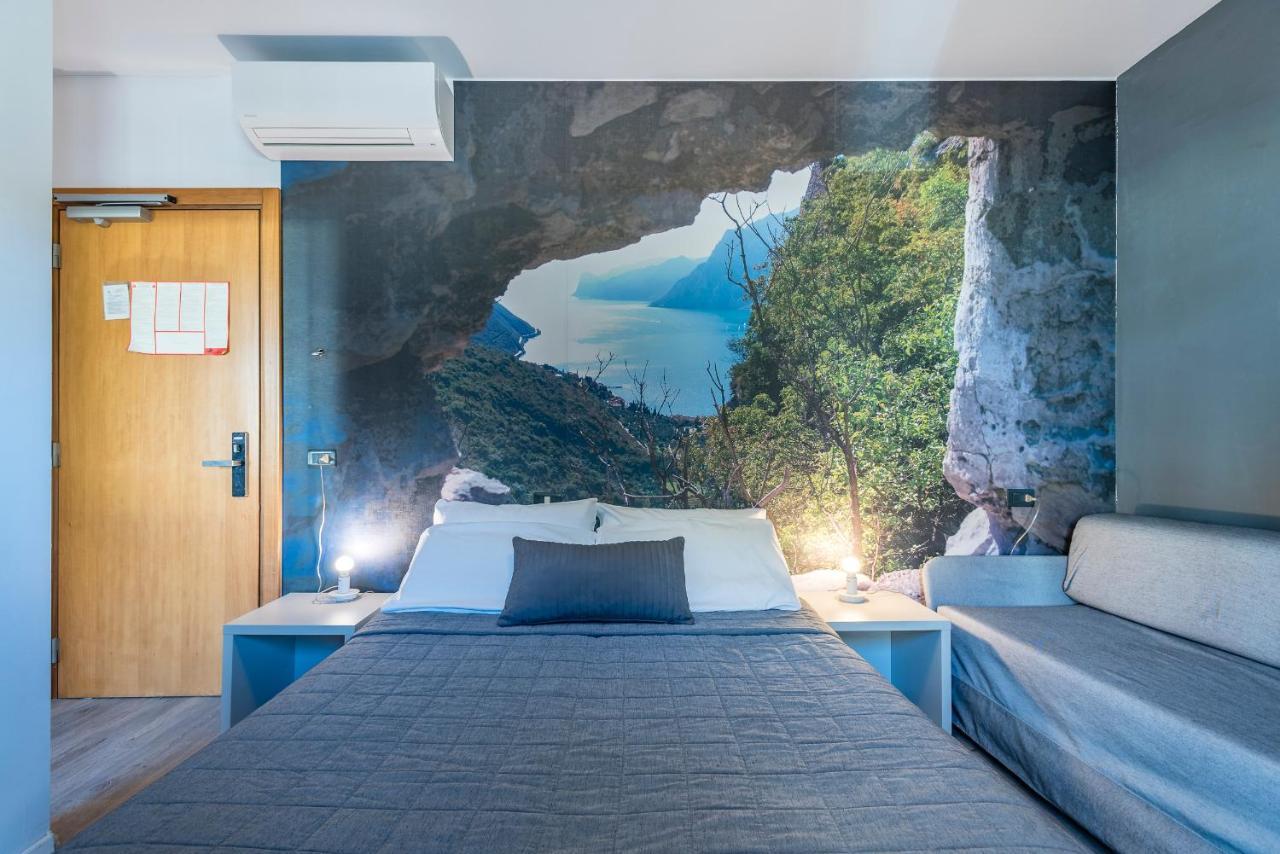 Hotel Rubino Nago-Torbole Bagian luar foto
